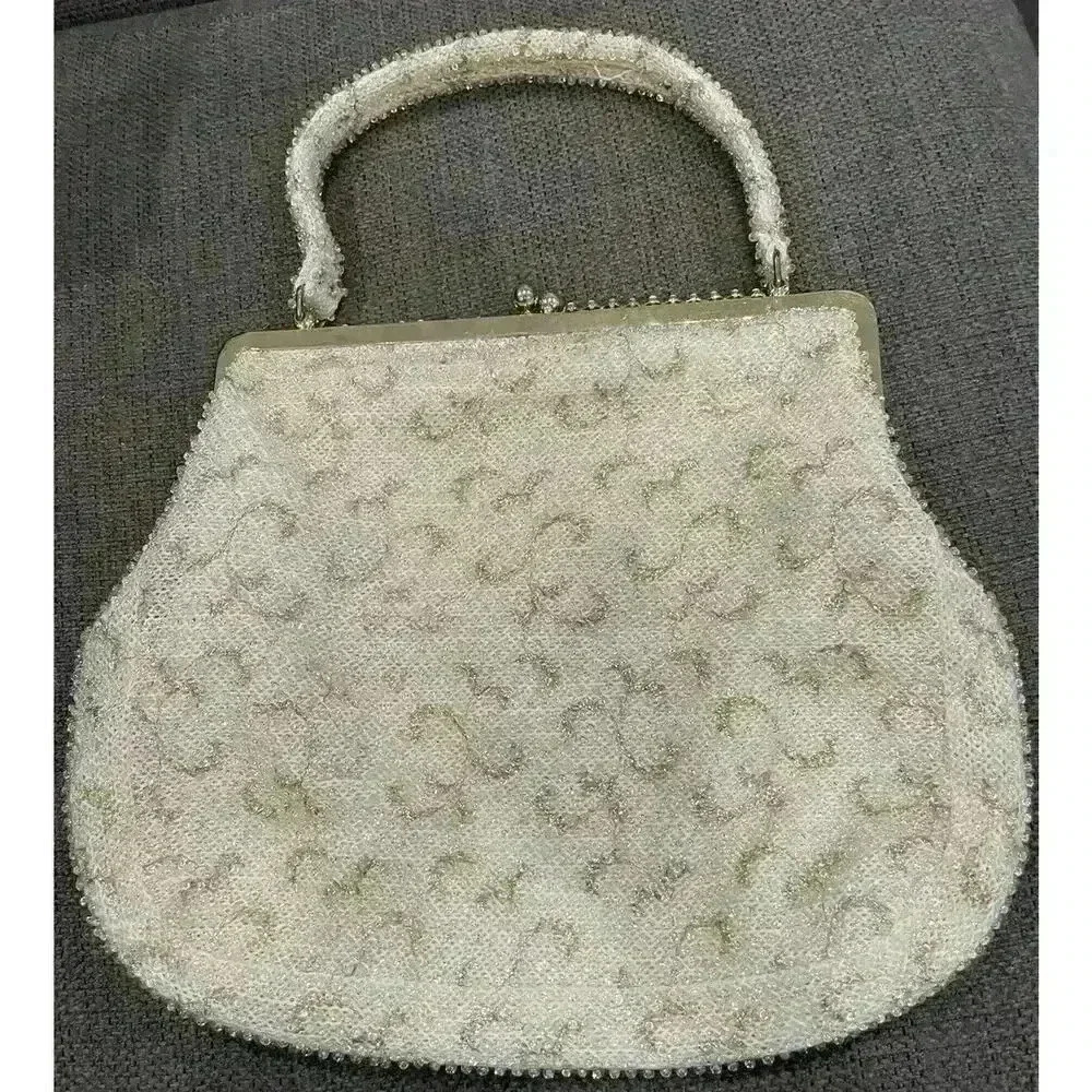 Vintage 1950'S CORDE BEADED PURSE by LUMURED made in USA Cream W/ Gold Chain